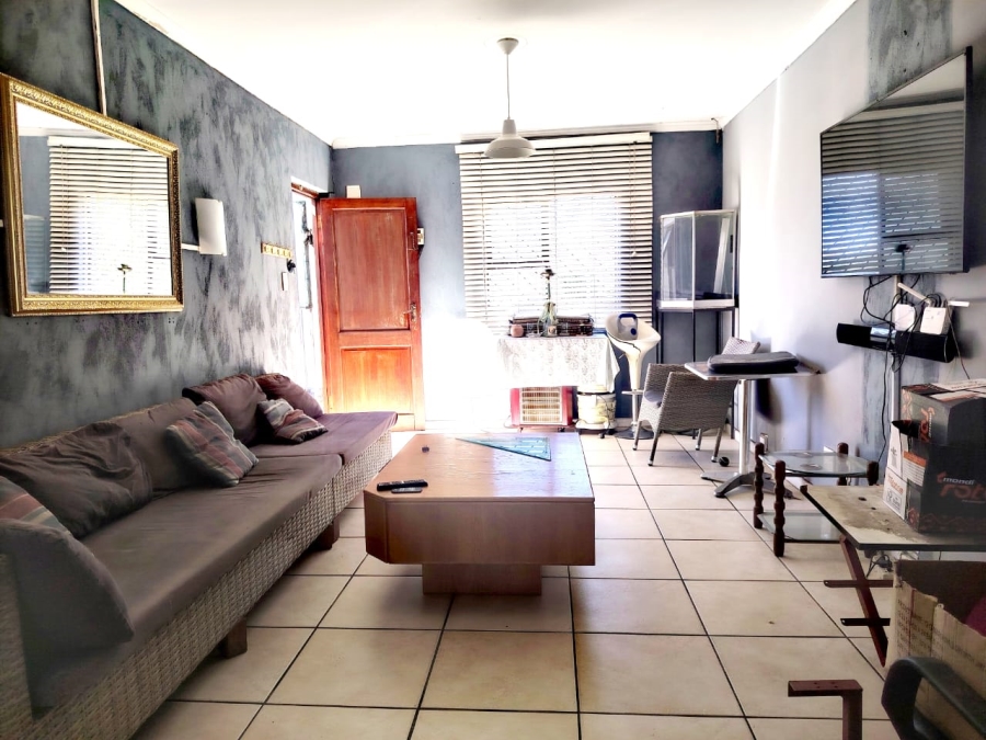 2 Bedroom Property for Sale in Weltevreden Valley Western Cape